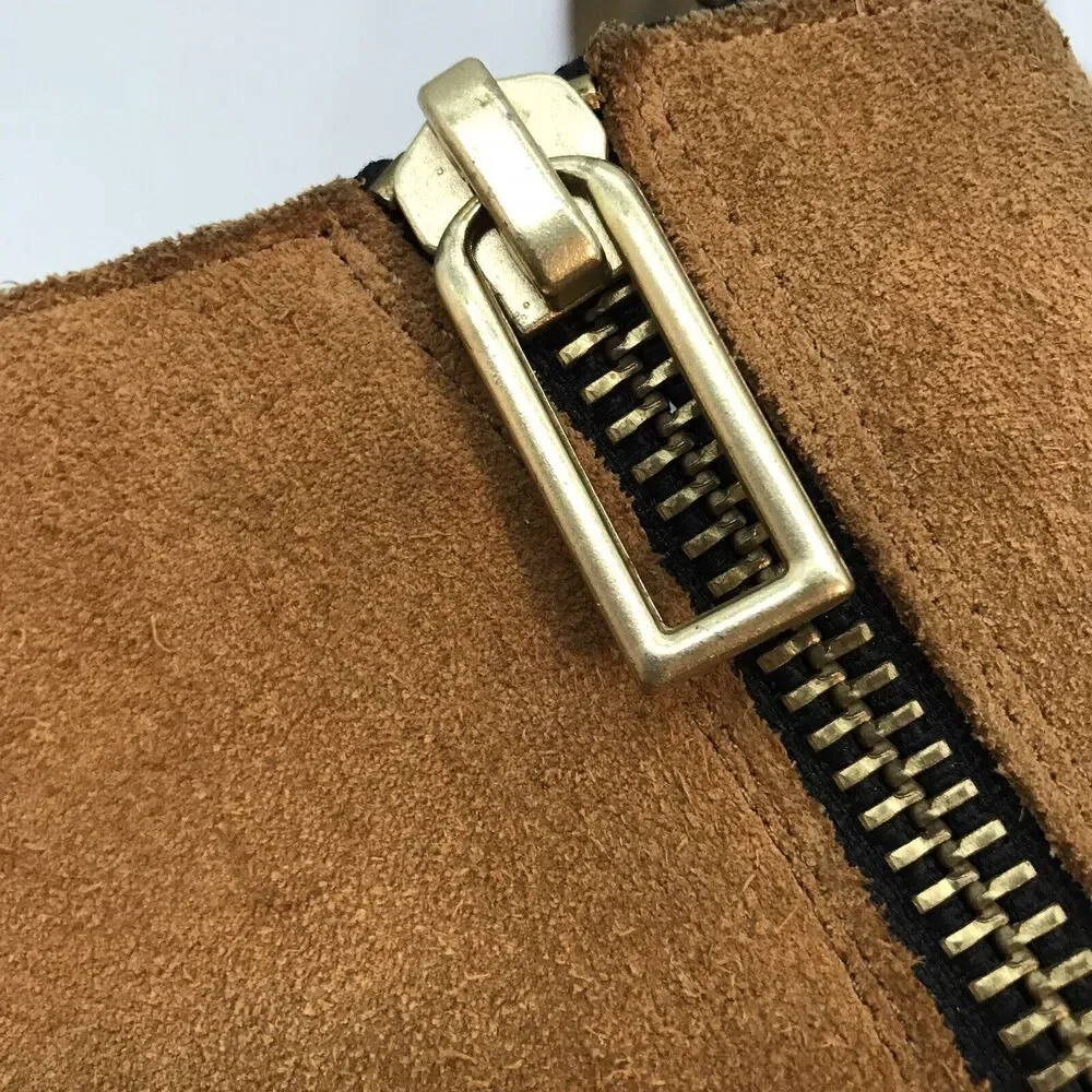 Zara man side